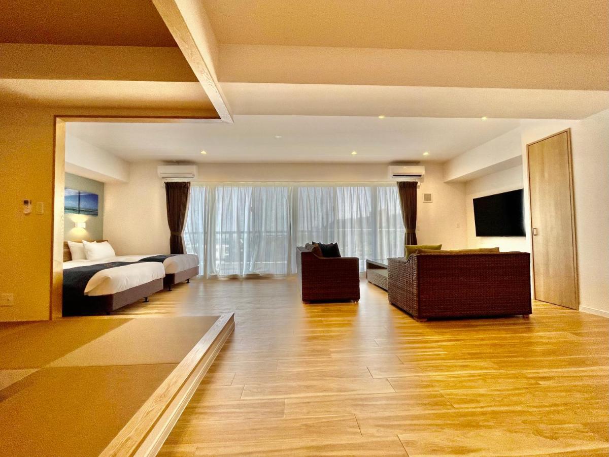 Coral Palace By Sunset Avenue * Onna